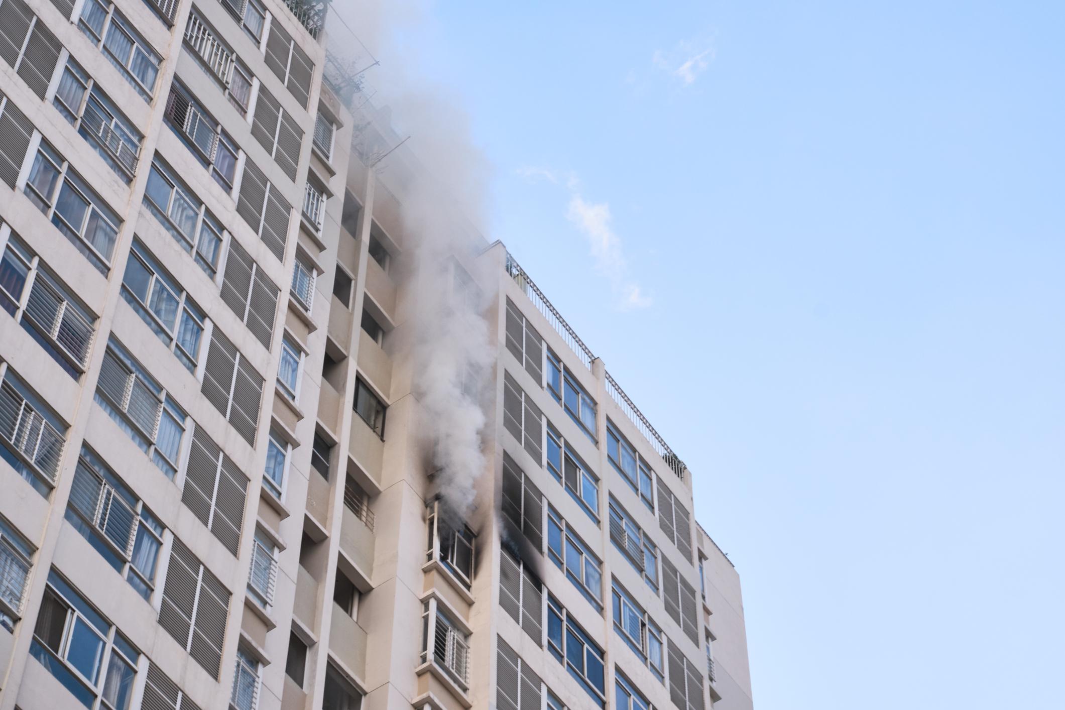 Brandschutz in Mehrfamilienhäusern und Hochhäusern