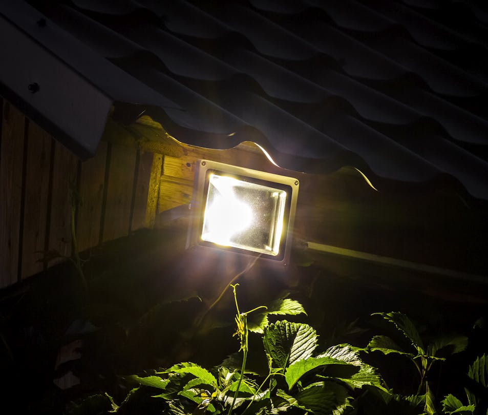 Einbruchschutz: mehr Sicherheit am Haus dank Licht, Lampen und Leuchten  für Innen und Außen
