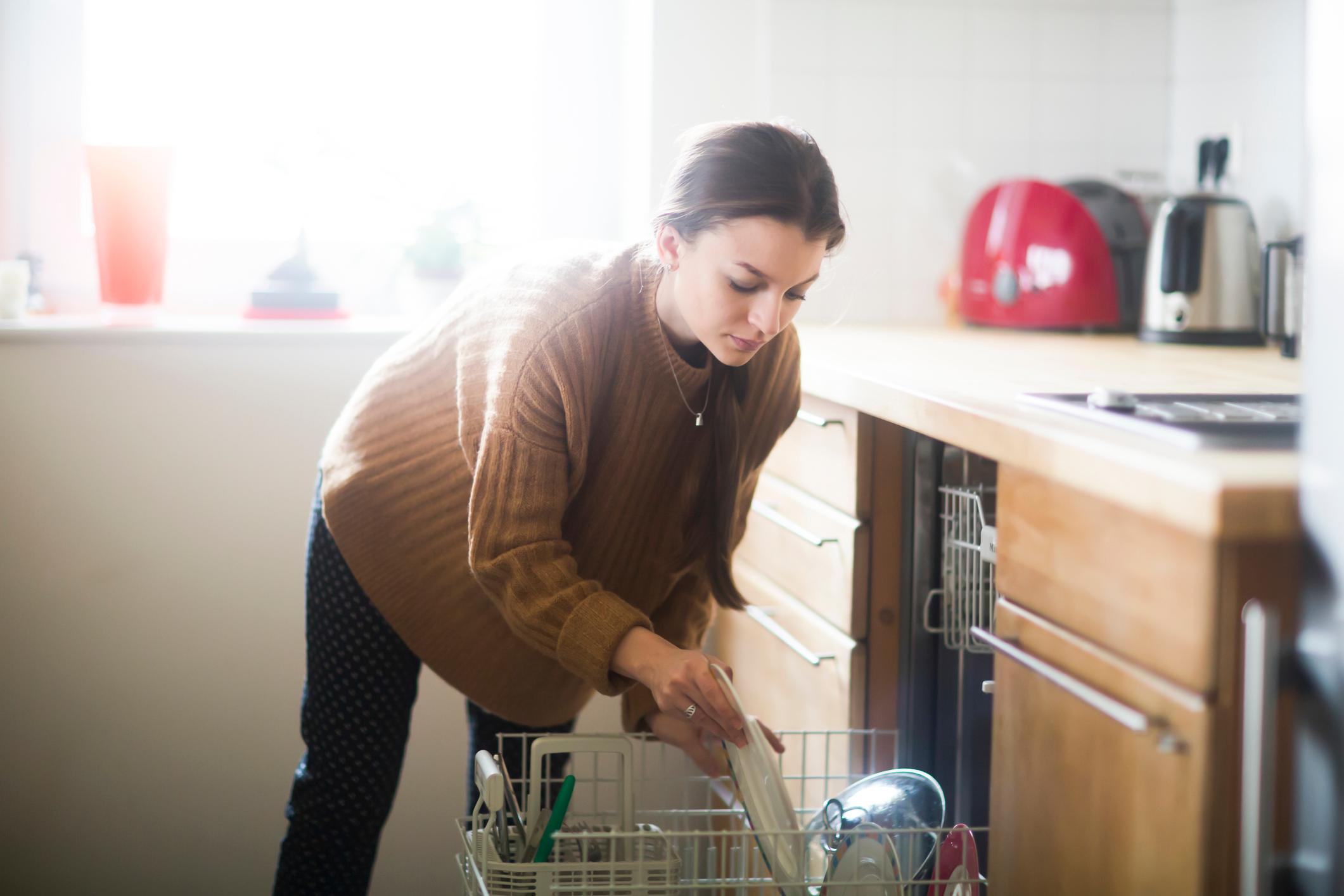 éliminer les mauvaises odeurs dans le lave-vaisselle