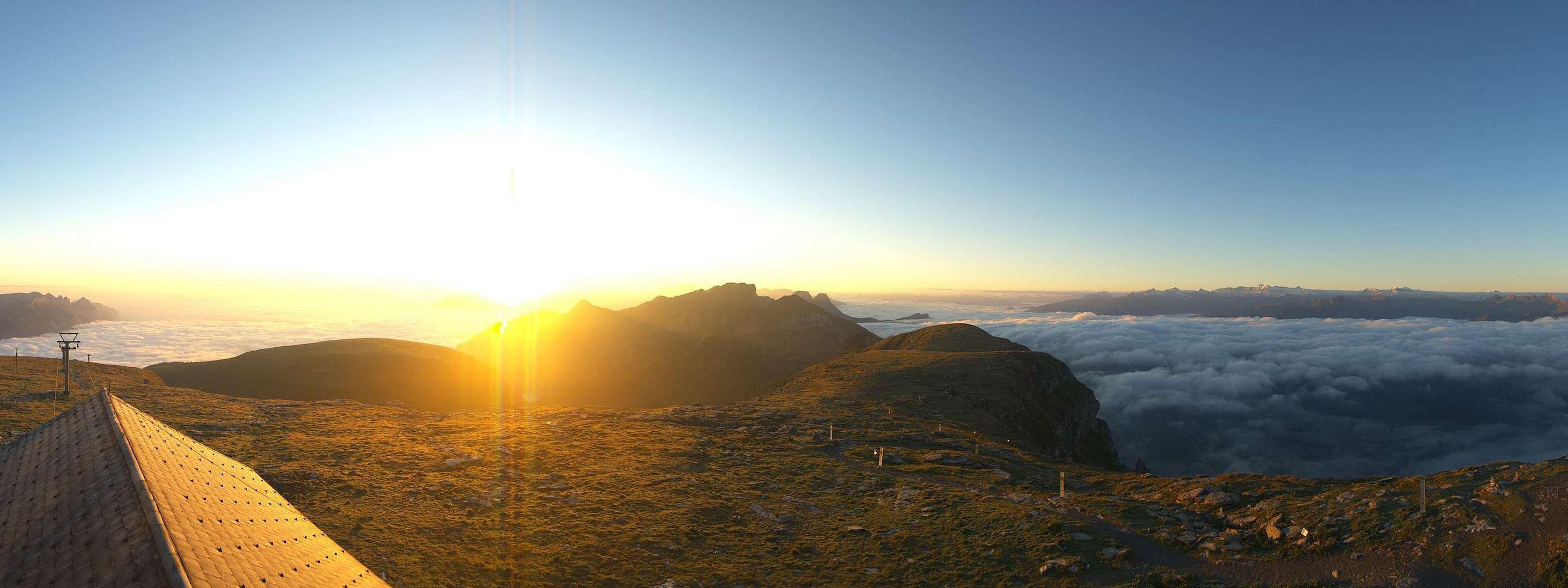 Sonnenuntergang in den Alpen
