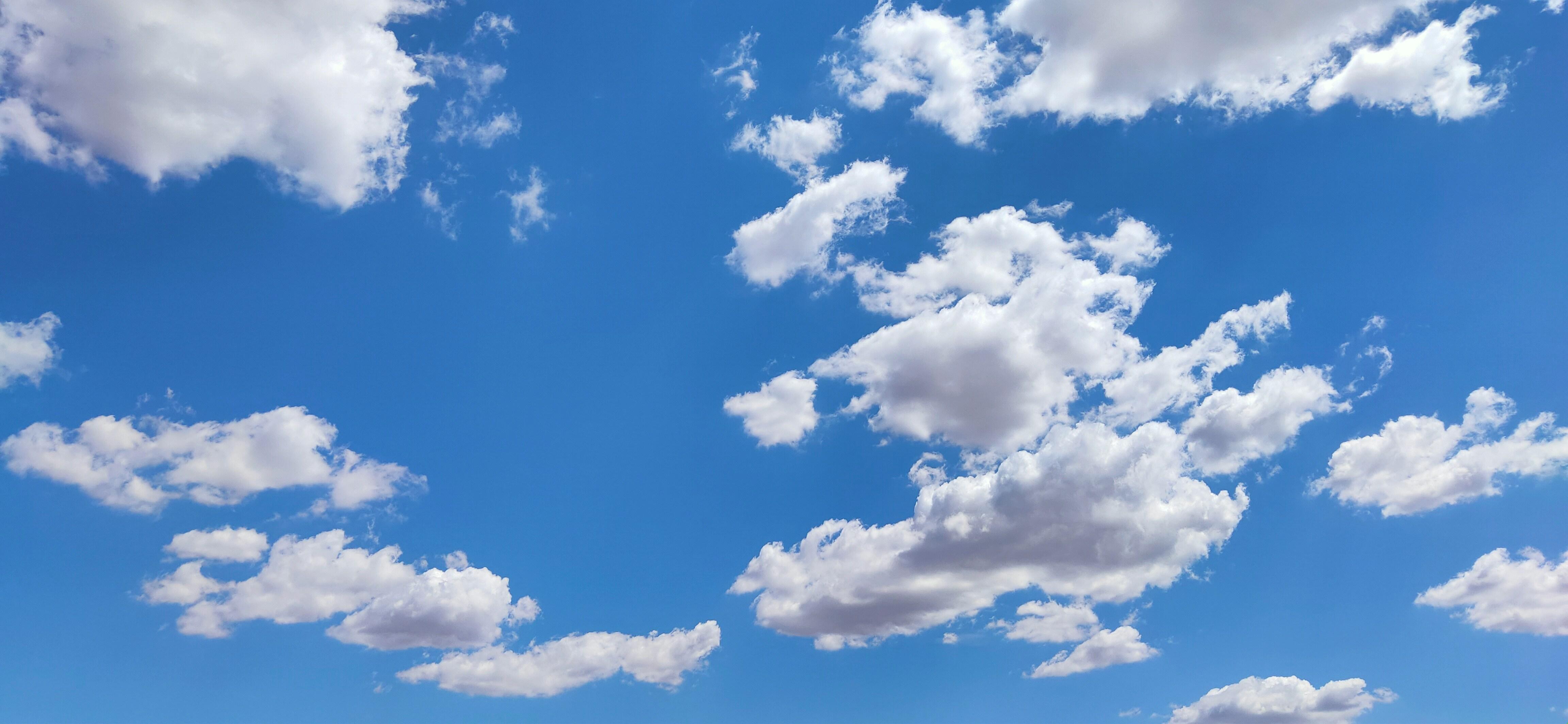 Blauer Himmel